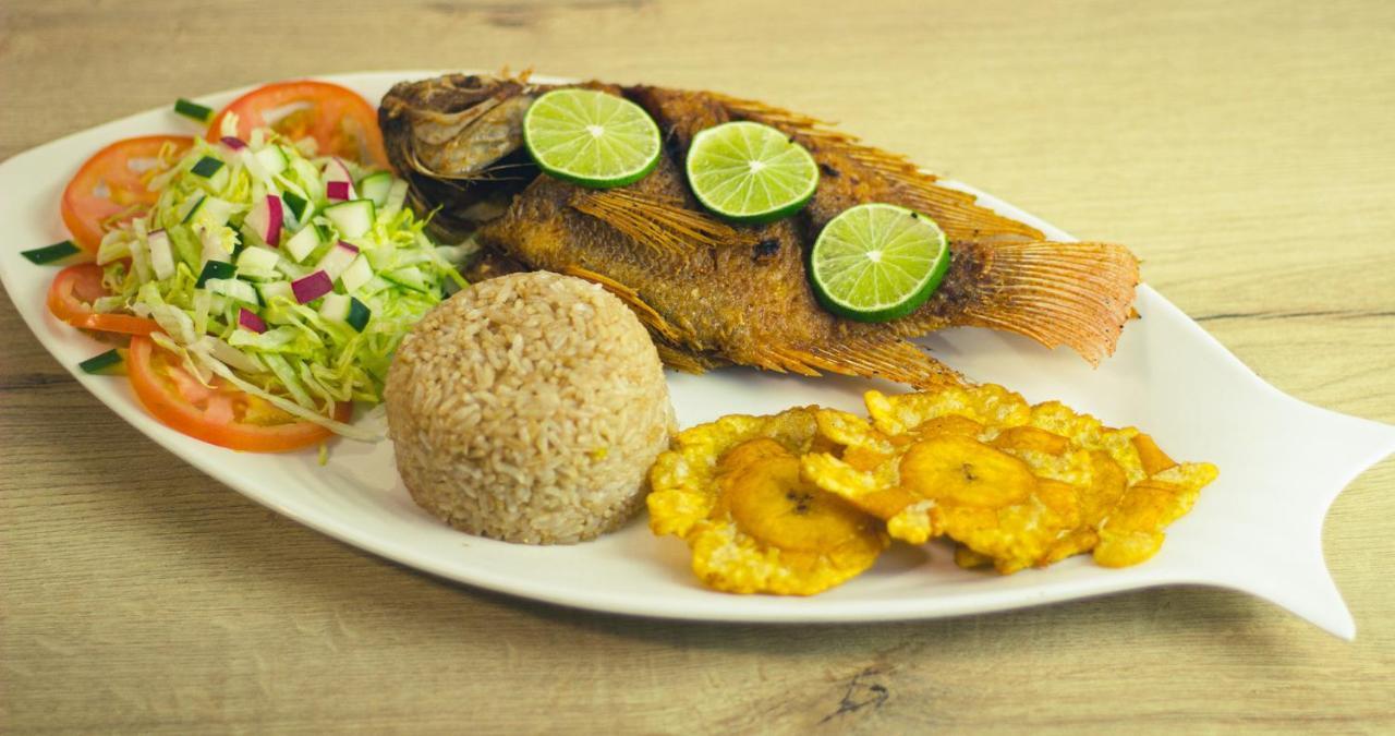 Hotel Los Veleros Santa Marta Ngoại thất bức ảnh