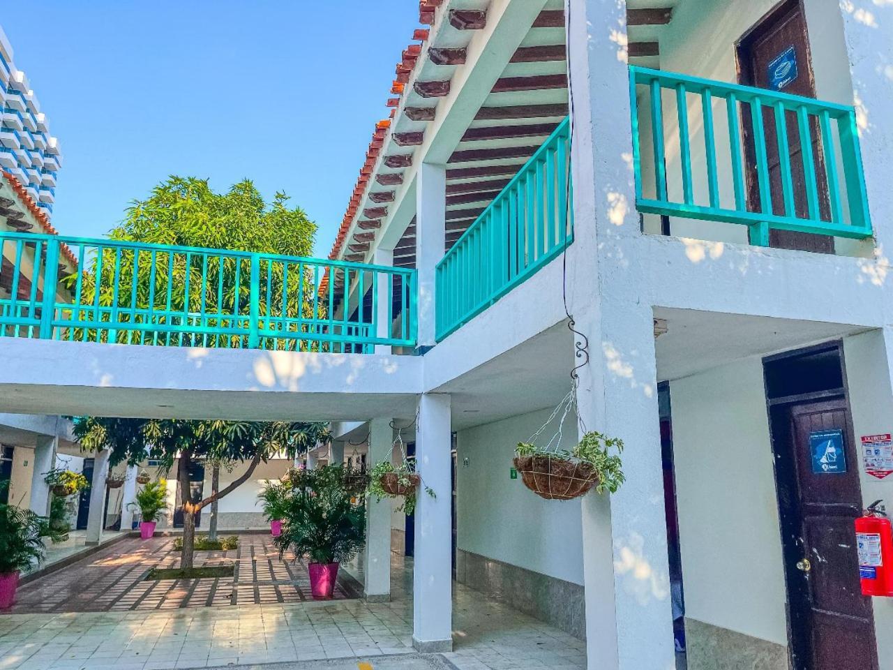 Hotel Los Veleros Santa Marta Ngoại thất bức ảnh