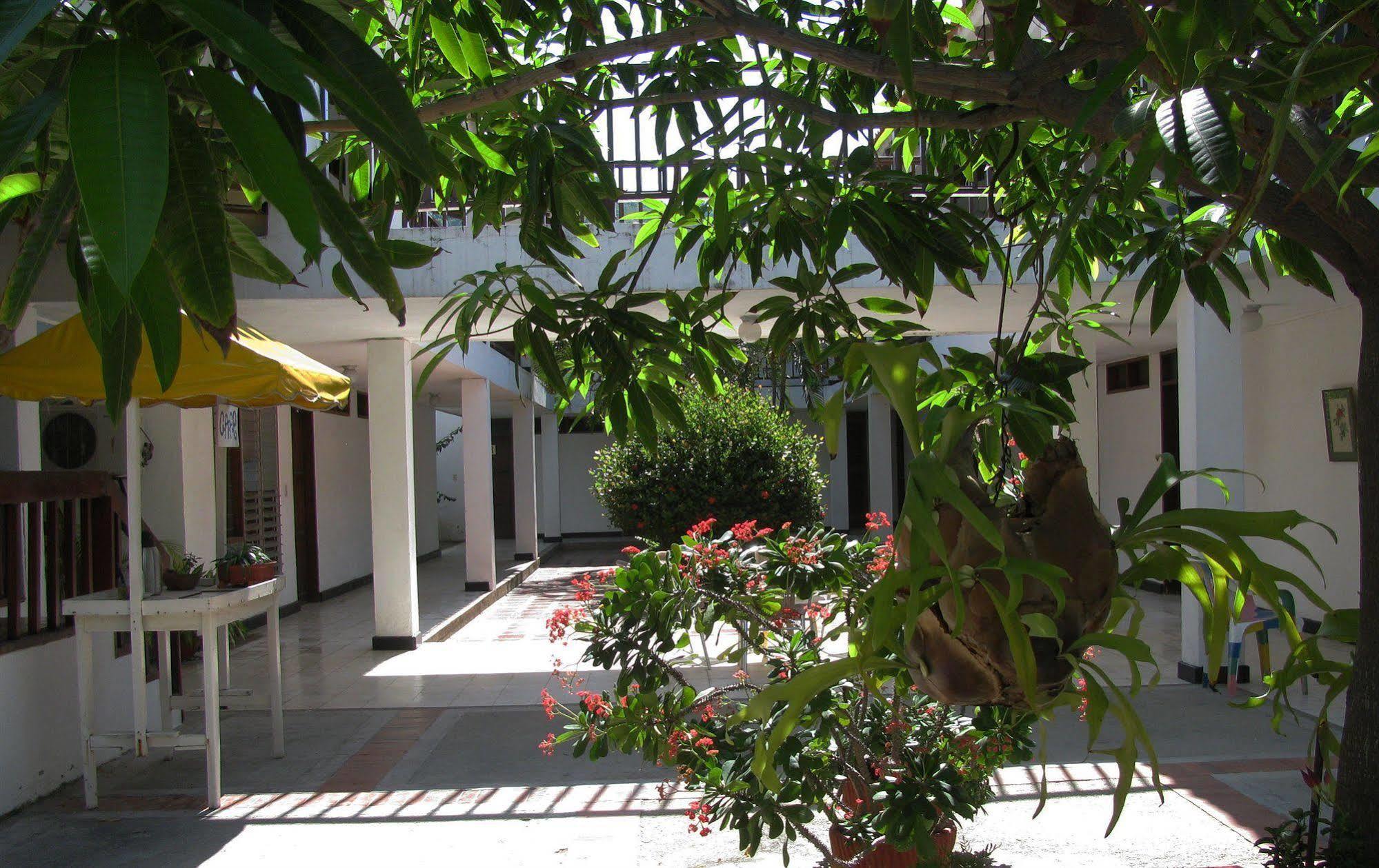 Hotel Los Veleros Santa Marta Ngoại thất bức ảnh